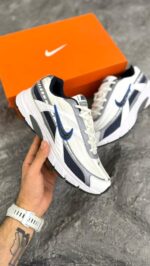 Nike Initiator Men's & Women's Walking