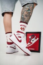 جردن۱ مید سفید قرمز (jordan1 midn Reverse Chicago ) مردانه