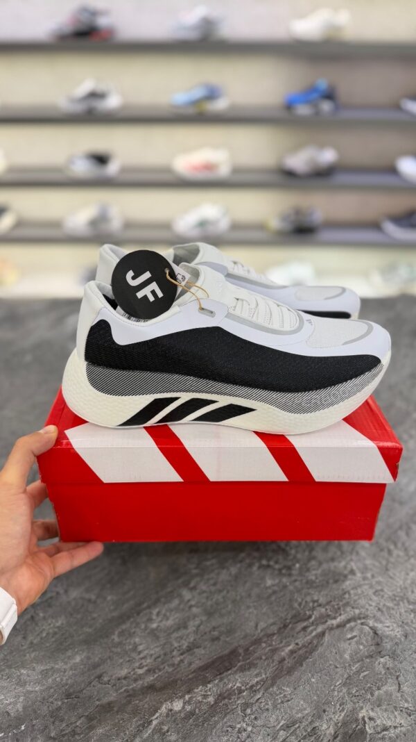 کتونی رانینگ آدیداس هایپربوست (Adidas running HyperBoot White Black) مردانه زنانه - Image 2