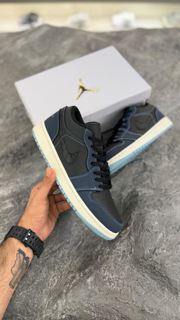 JORDAN1 LOW BLACK NAVY6 جردن1 لو مشکی سورمه ای (Jordan1 low Black Navy) مردانه زنانه - Image 1
