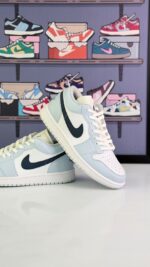 جردن1 لو سفید آبی یخی (Jordan1 low Ice Blue) مردانه زنانه - Image 2