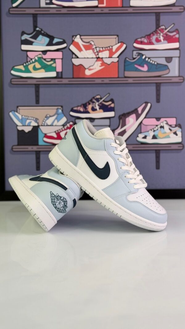 Jordan1 low Ice Blue5 جردن1 لو سفید آبی یخی (Jordan1 low Ice Blue) مردانه زنانه - Image 1