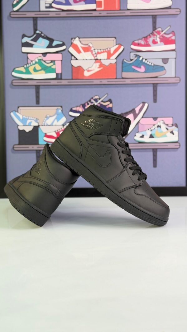 جردن 1 مید تمام مشکی (Jordan1 mid Full Black) مردانه - Image 1