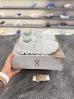 کتونی آنرانینگ کلود6 سفید زنانه (On Running Cloud X6  White) - Image 3