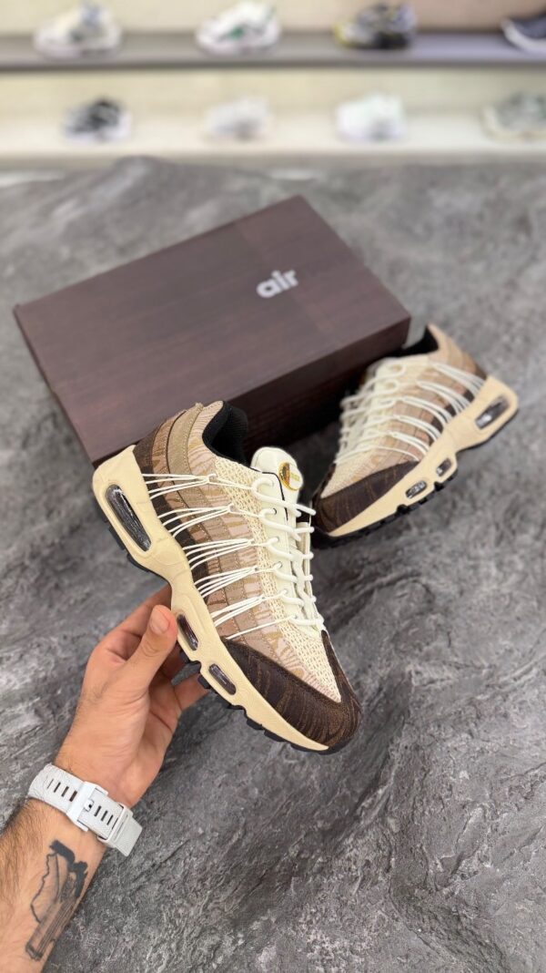 کتونی نایک ایرمکس 95 کرم قهوه ای (air max95 Cream Light Brown) مردانه - Image 1