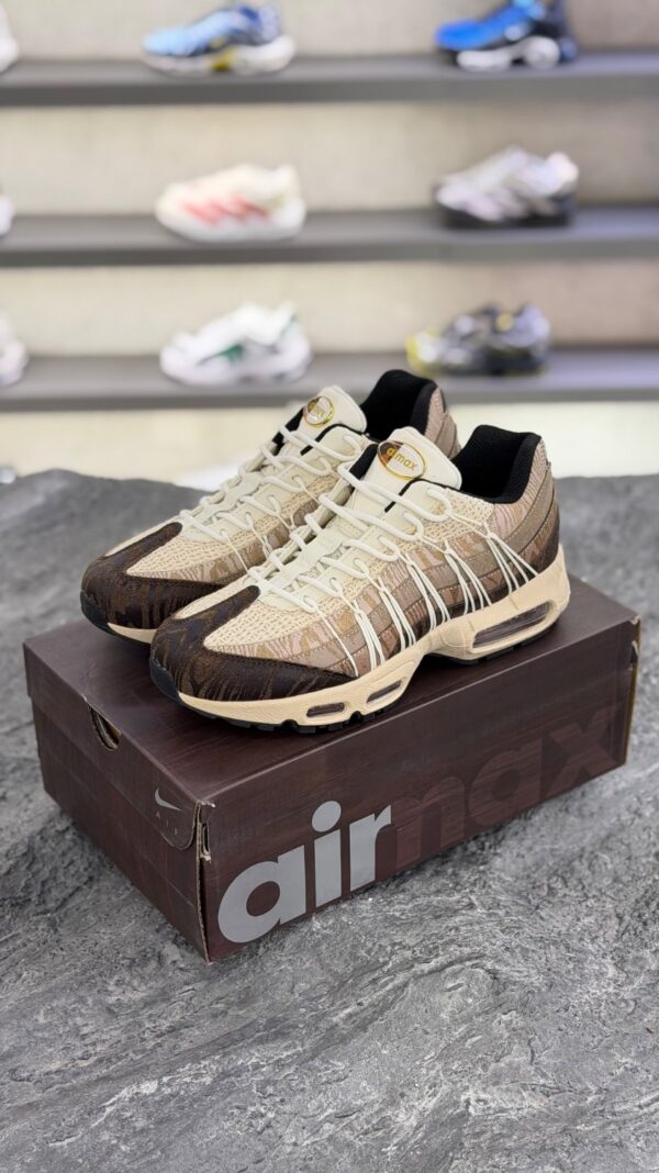 کتونی نایک ایرمکس 95 کرم قهوه ای (air max95 Cream Light Brown) مردانه - Image 2