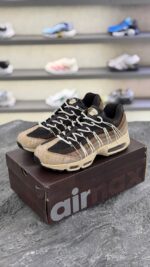کتونی نایک ایرمکس 95 قهوه ای خاکی کرم (air max95 Utility Brown) مردانه - Image 2