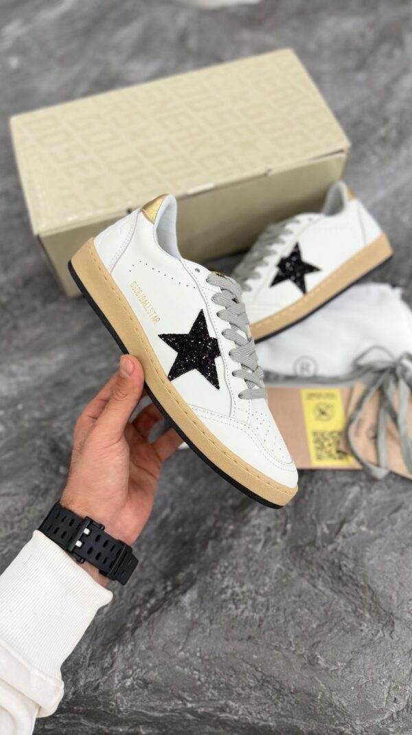 گلدن گوس بال استار (Golden Goose Ballstar) دخترانه - Image 1