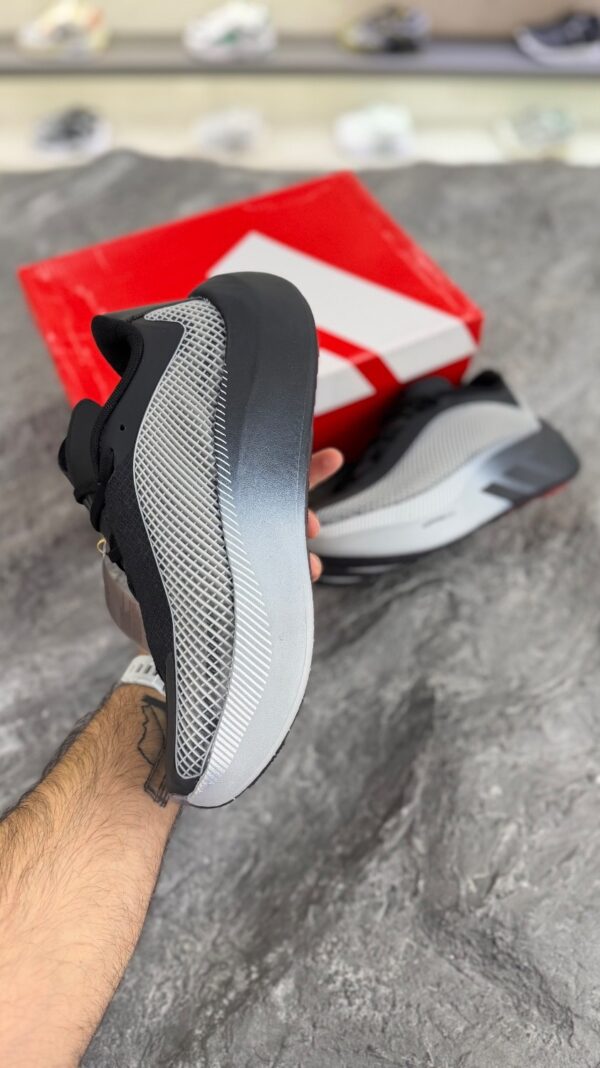 کتونی آدیداس رانینگ هایپربوست ( Adidas HyperBoost running shoe) مردانه - Image 8
