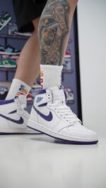 جردن1 ساقدار سفید بنفش (Jordan1 high White Purple) مردانه - Image 3