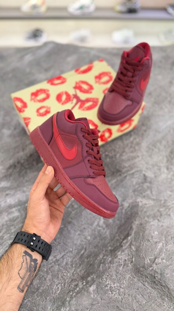 جردن1 لو ولنتاین زرشکی قرمز (jordan1 low valentine`s day Team red) دخترانه - Image 1