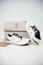 کتونی آنرانینگ کلود ایکس4 (on running cloud x4) مردانه زنانه