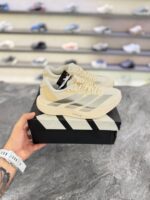 کتونی آدیداس آدیزرو ایوو اس ال کرم نقره ای دخترانه (Adidas Adizero EVO SL Silver/Cream) - Image 3