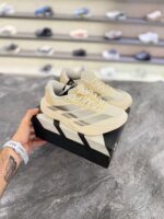 کتونی آدیداس آدیزرو ایوو اس ال کرم نقره ای دخترانه (Adidas Adizero EVO SL Silver/Cream) - Image 2