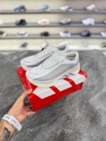 کتونی رانینگ آدیداس هایپربوست سفید طوسی دخترانه (Adidas HyperBoost White/Gray Running Shoe) - Image 3