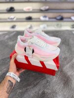 کتونی رانینگ آدیداس هایپربوست صورتی دخترانه (Adidas hyperBoost running Shoe Pink/White) - Image 2