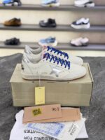 کتونی گلدن گوس بال استار سفید با ستاره نقره‌ای و بند آبی (Golden Goose Ball-Star White Leather Sneakers with Silver Metallic Star & Blue Laces) - Image 2