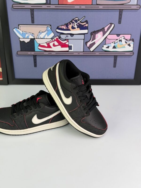 نایک جردن ۱ لو مشکی طرح جین (Nike Air Jordan 1 Low Black/white Denim) - Image 3