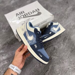 نایک ایرجردن1 لو سورمه ای دیور کاستوم ( Nike Air Jordan1 Low Navy Blue/Christian Dior Custom Style)