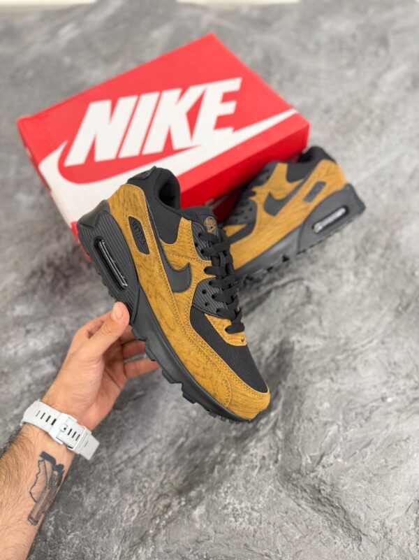 نایک ایرمکس ۹۰ مدل پریمیوم طرح چوب (رنگ قهوه‌ای و مشکی) Nike Air Max 90 Premium "Woodgrain" (Light British Tan/Velvet Brown/Black) - Image 3