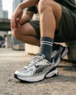 کتونی ورزشی پوما مدل Fade Nitro - ترکیب نقره‌ای متالیک و مشکی (Puma Fade Nitro Metallic Silver Black Sneakers) - Image 4