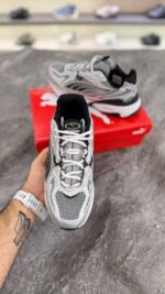 کتونی ورزشی پوما مدل Fade Nitro - ترکیب نقره‌ای متالیک و مشکی (Puma Fade Nitro Metallic Silver Black Sneakers) - Image 5