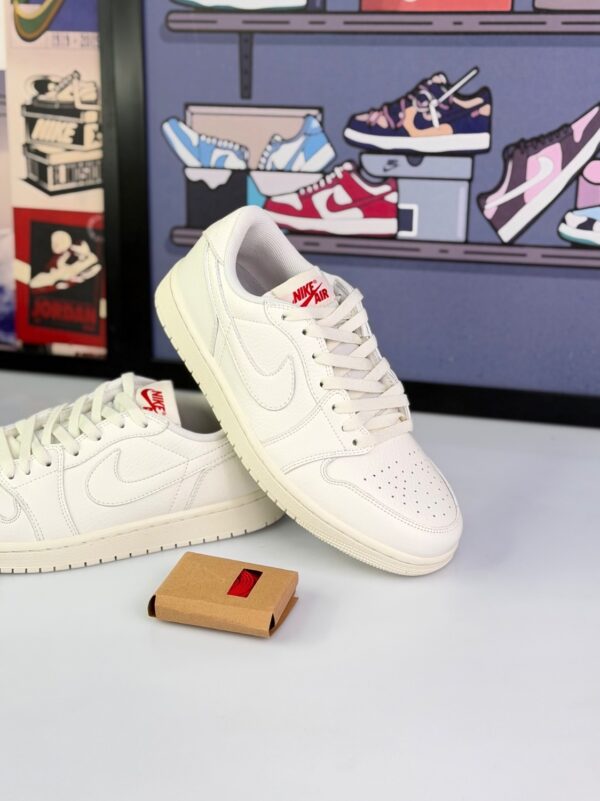کتونی ایرجردن 1 لو (ساق کوتاه) سفید (Air Jordan 1 Low Full White) - Image 2