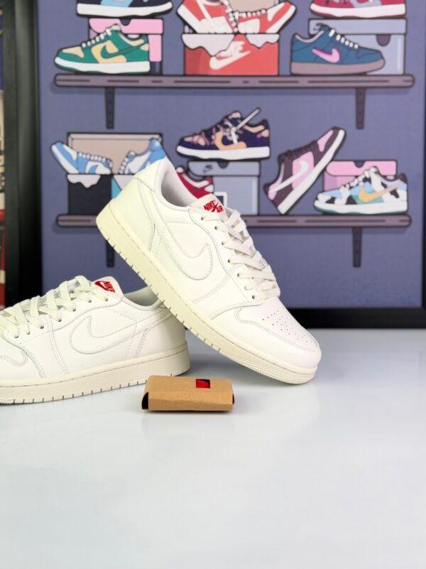 کتونی ایرجردن 1 لو (ساق کوتاه) سفید (Air Jordan 1 Low Full White) - Image 3