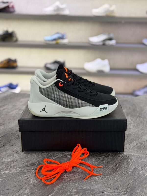 کتونی بسکتبال جردن لوکا 77 طوسی با ترکیب مشکی (Jordan Luka77 Gray/Black/Orang) - Image 3