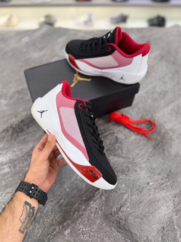 کتونی بسکتبال جردن لوکا 77 طوسی با ترکیب سفید/مشکی و قرمز (Jordan Luka77 White/Black/Red) - Image 4