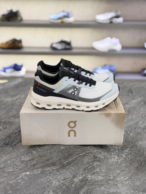 کتونی آنرانینگ کلود ویستا2 طوسی مشکی (On Running Cloudvista 2 Gray/white/Black) - Image 5