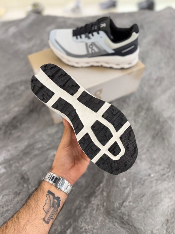 کتونی آنرانینگ کلود ویستا2 طوسی مشکی (On Running Cloudvista 2 Gray/white/Black) - Image 3