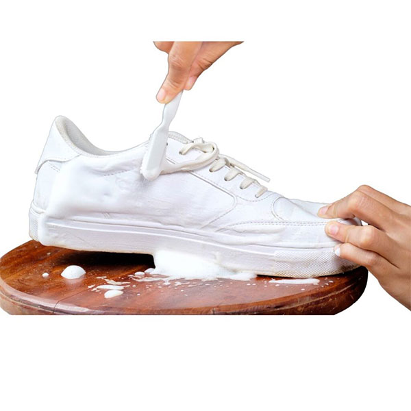 بهترین روش شستن کتونی سفید 2